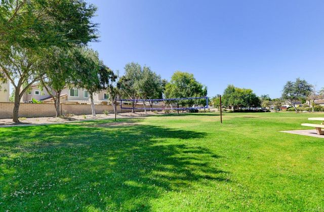 343 River Trail Place, Santee, CA 92071