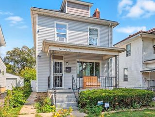 196 Whitethorne Avenue, Columbus, OH 43223