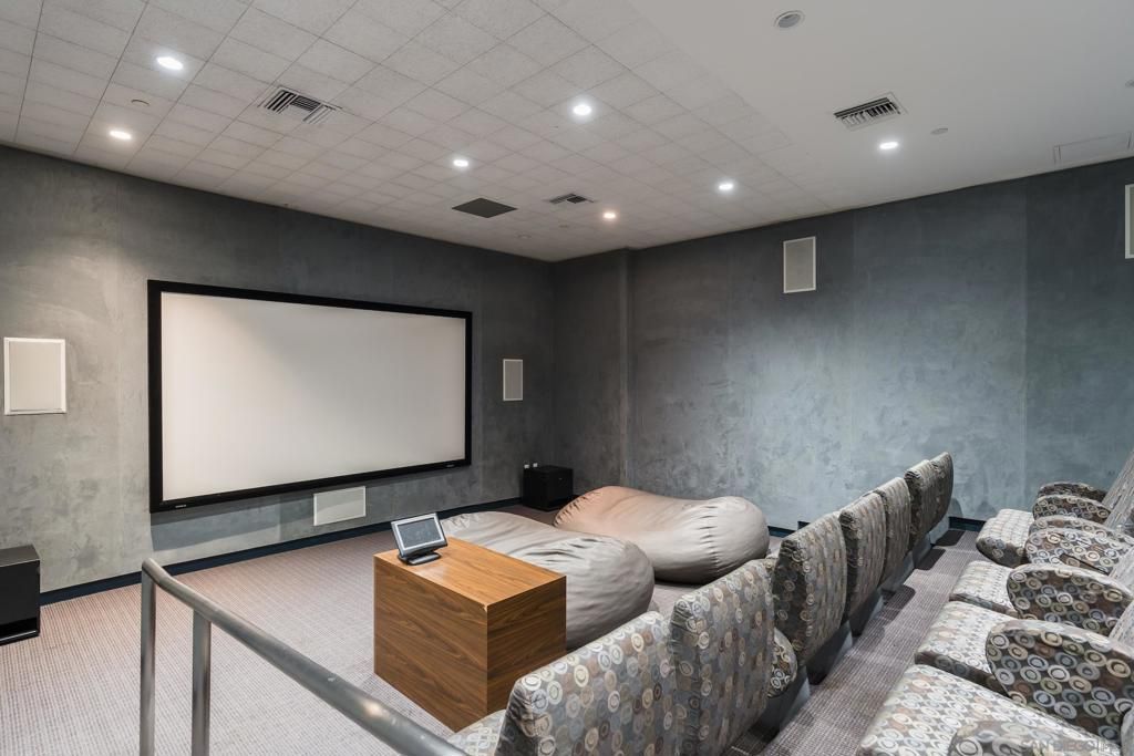 Image 26 of property listing at 321 Tenth Ave 606, San Diego, CA 92101