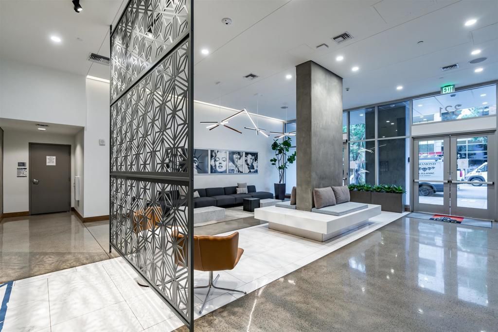 Image 35 of property listing at 321 Tenth Ave 606, San Diego, CA 92101