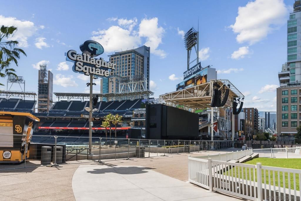 Image 40 of property listing at 321 Tenth Ave 606, San Diego, CA 92101