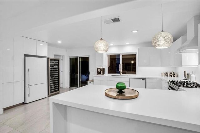 68159 Mountain View Road, Cathedral City, CA 92234