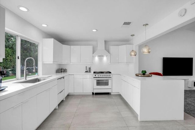 68159 Mountain View Road, Cathedral City, CA 92234