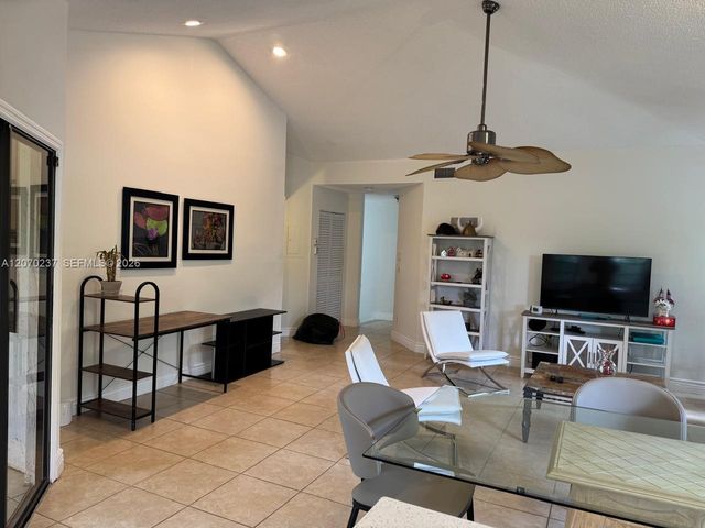 6650 Montego Bay Boulevard B, Boca Raton, FL 33433