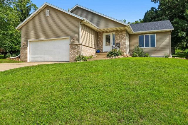 10872 Blue Mountain Avenue, Blue Mounds, WI 53517