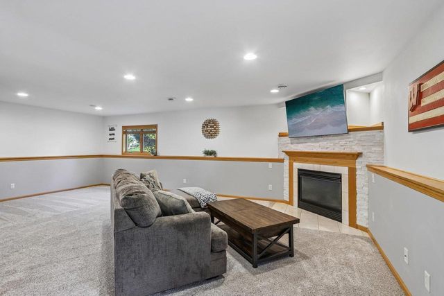 10872 Blue Mountain Avenue, Blue Mounds, WI 53517
