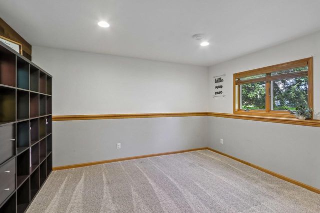 10872 Blue Mountain Avenue, Blue Mounds, WI 53517