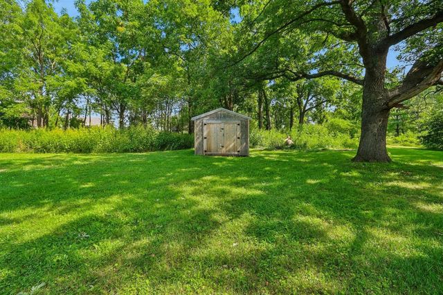 10872 Blue Mountain Avenue, Blue Mounds, WI 53517