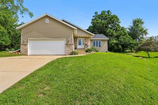 10872 Blue Mountain Avenue, Blue Mounds, WI 53517