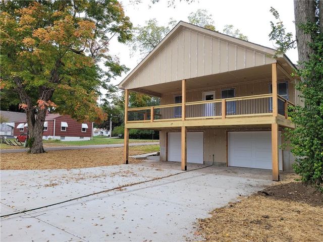 1400 S Dodgion Avenue, Independence, MO 64055