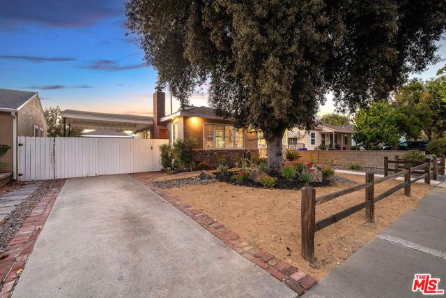 2221 N Valley Street, Burbank, CA 91505