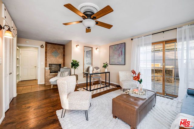 2221 N Valley Street, Burbank, CA 91505
