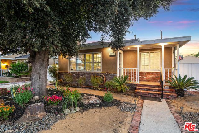 2221 N Valley Street, Burbank, CA 91505