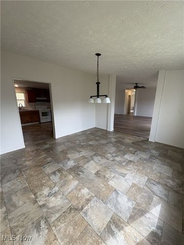 144 Arrow Road SW, Carrollton, OH 44615