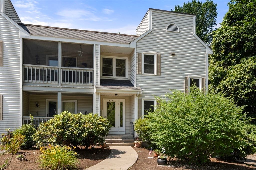 634 Main St 14, Walpole, MA 02081