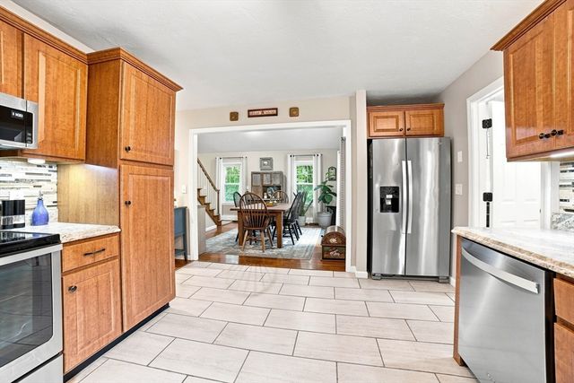 7 Leela Lane, Leicester, MA 01542