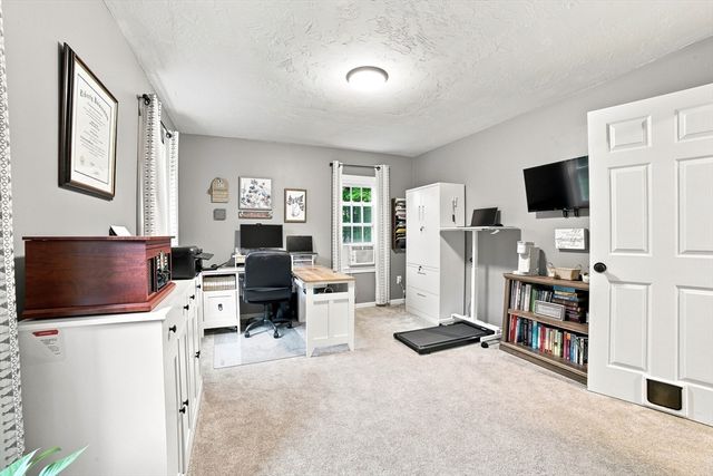 7 Leela Lane, Leicester, MA 01542