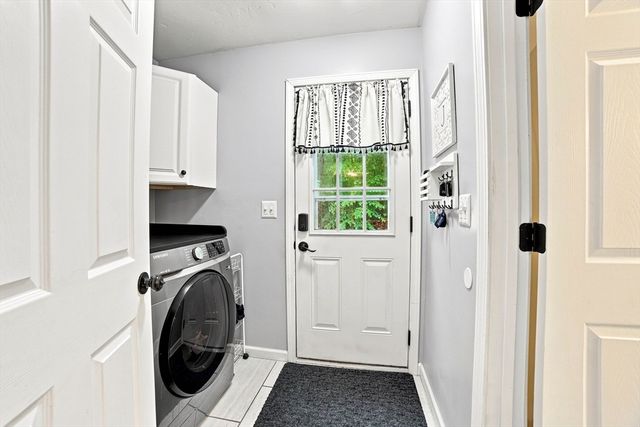 7 Leela Lane, Leicester, MA 01542