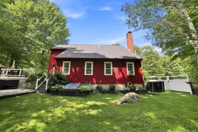7 Leela Lane, Leicester, MA 01542