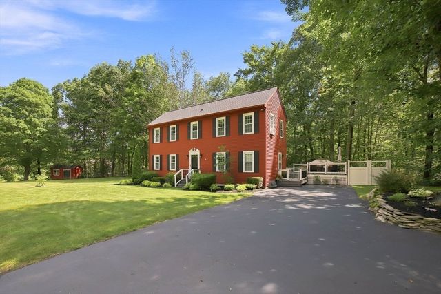 7 Leela Lane, Leicester, MA 01542