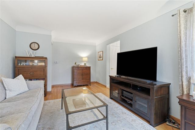 1469 Golfview Drive NE, Cedar Rapids, IA 52402