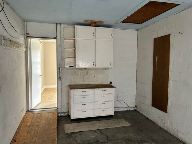 1304 Cherry, Winfield, KS 67156