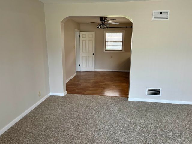 1304 Cherry, Winfield, KS 67156