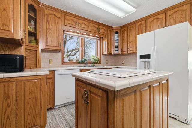 4298 Shady Grove Road, Cabool, MO 65689