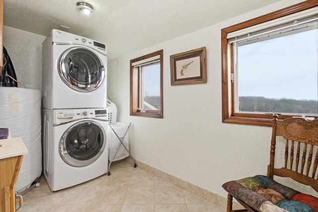 4298 Shady Grove Road, Cabool, MO 65689