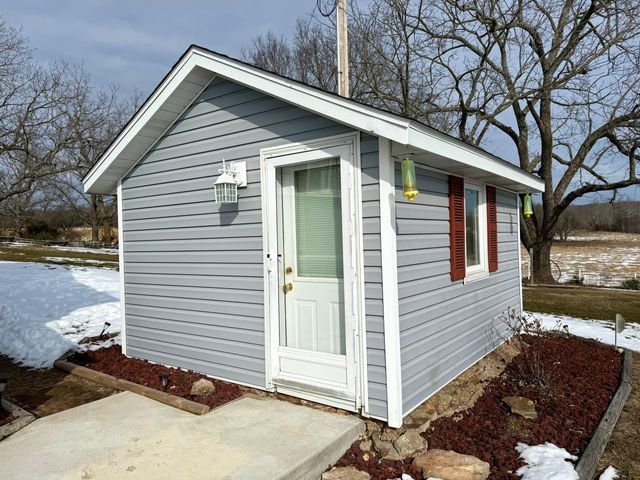 4298 Shady Grove Road, Cabool, MO 65689