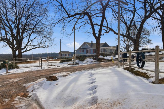 4298 Shady Grove Road, Cabool, MO 65689