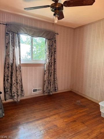 5757 Townley AVE, Norfolk, VA 23518