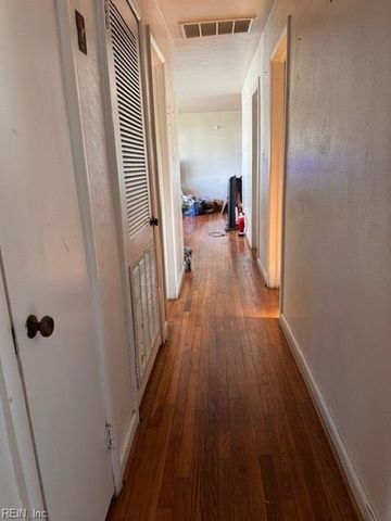 5757 Townley AVE, Norfolk, VA 23518