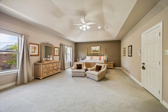 4413 Darsey Street, Bellaire, TX 77401