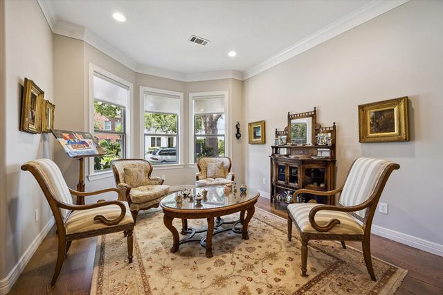 4413 Darsey Street, Bellaire, TX 77401
