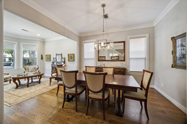 4413 Darsey Street, Bellaire, TX 77401