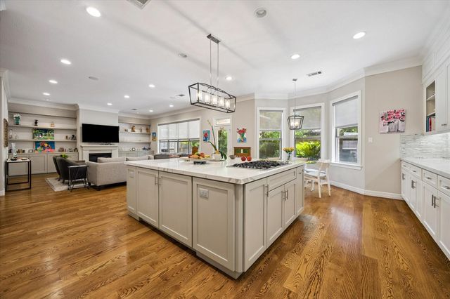 4413 Darsey Street, Bellaire, TX 77401