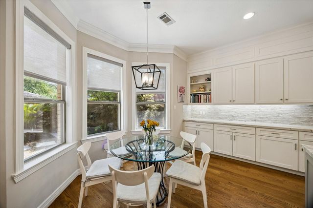 4413 Darsey Street, Bellaire, TX 77401