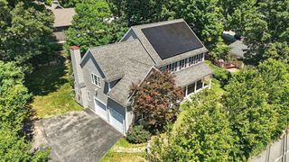 392 Farm Rd, Marlborough, MA 01752