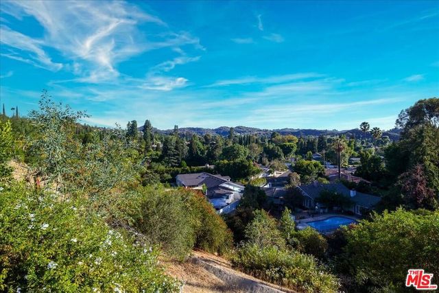 20326 Alerion Place, Los Angeles, CA 91364
