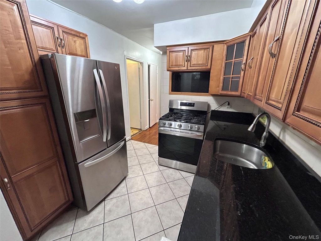 1116 E 102nd Street, Brooklyn, NY 11236