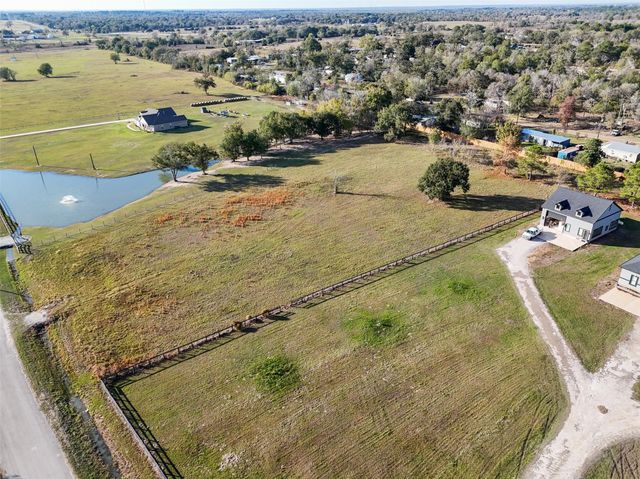 23300 Legacy Lane, Hempstead, TX 77445