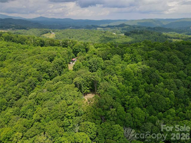 TBD Old Chestnut Mountain Road, Newland, NC 28657