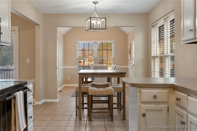 8504 Twin Springs Drive, Sellersburg, IN 47172