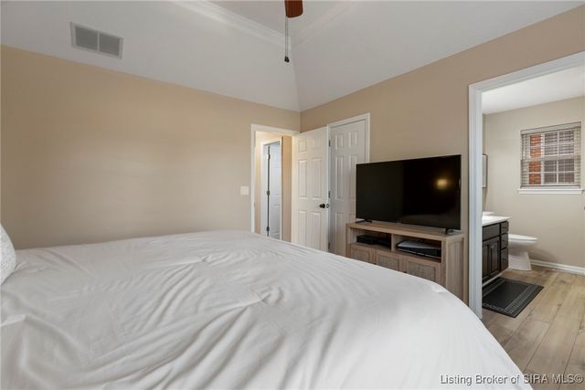 8504 Twin Springs Drive, Sellersburg, IN 47172