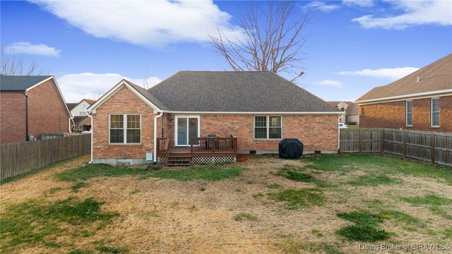 8504 Twin Springs Drive, Sellersburg, IN 47172