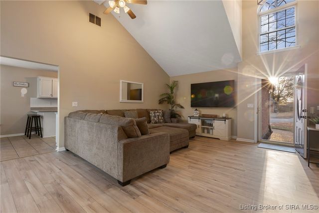 8504 Twin Springs Drive, Sellersburg, IN 47172