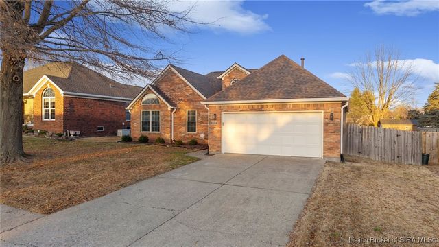 8504 Twin Springs Drive, Sellersburg, IN 47172