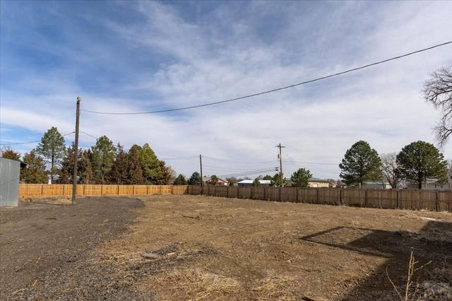 24975 South Rd, Pueblo, CO 81006