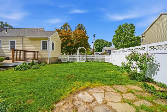28 Myopia Rd, Stoneham, MA 02180